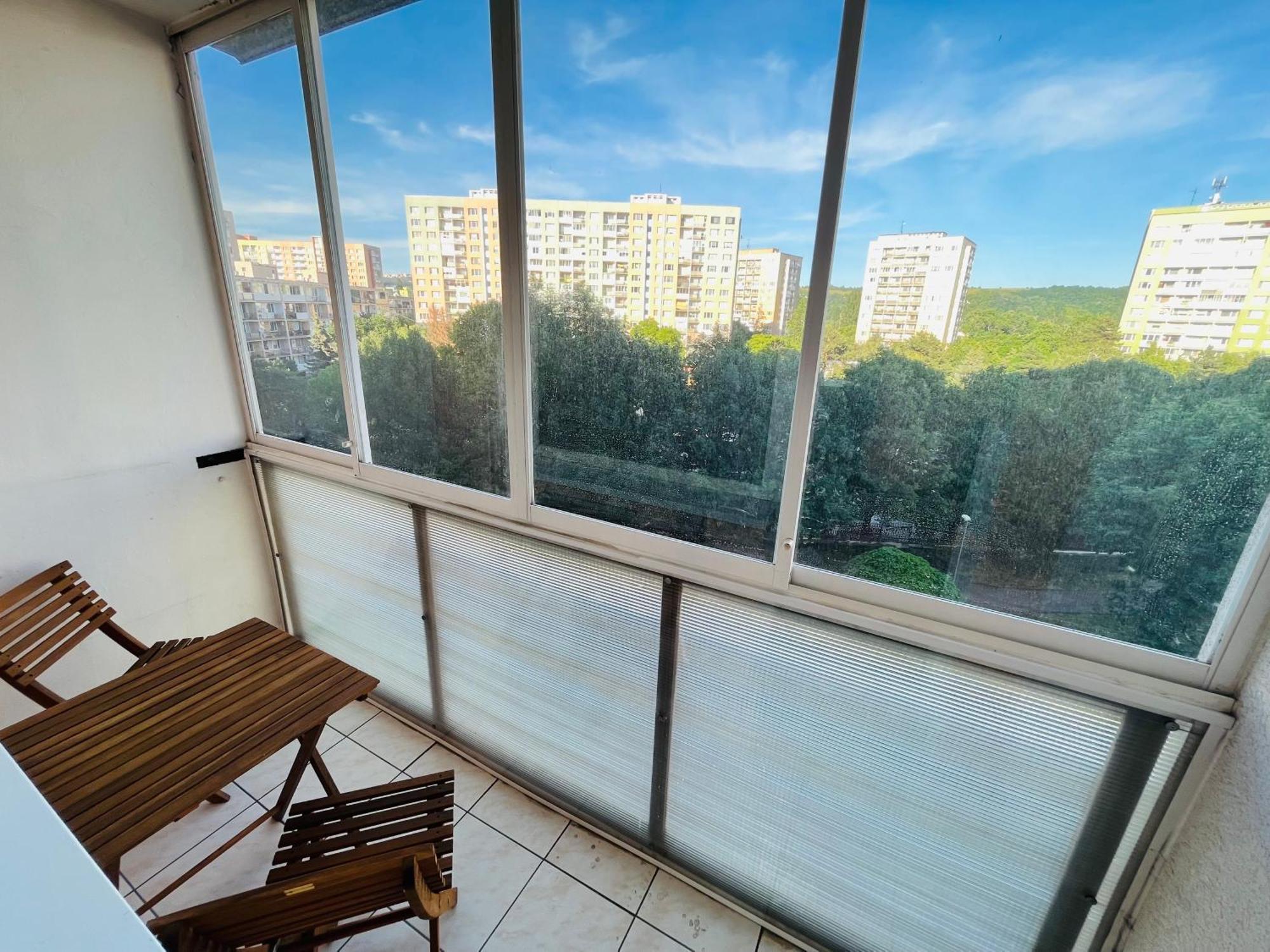 Ar Rezidencia Ludmanska Apartment โกชิเซ ภายนอก รูปภาพ